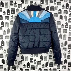 Looking for this Roxy vintage puffer jacket!